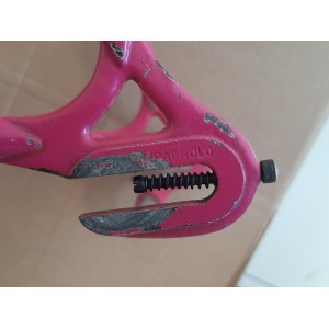 Pesaje técnico del conjunto cuadro y horquilla 2345g