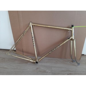 Liberia 650B steel touring bike frame - Side profile