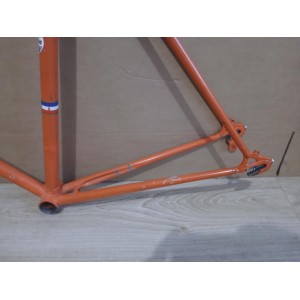 Cadre velo LIBERIA 3130g 57.5*57.5g 122.3mm VINTAGE BIKE BFFF