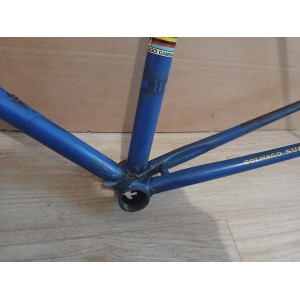 Front dropout and chrome finish detail