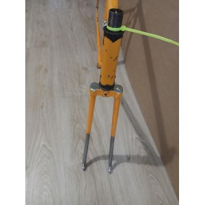 Fork crown detail 25x100 steerer
