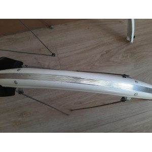 Pair of Bluemels 700c plastic fenders top view