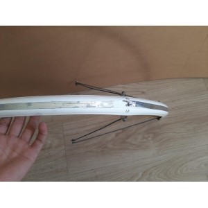 Streben GB1 Set für Vorder- und Hinterrad im Größenvergleich