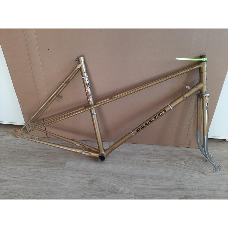 Peugeot ladies touring frame 1978 - overall view