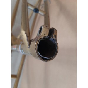 Détail de la peinture défraîchie