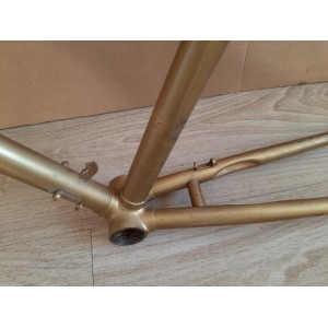 Peugeot ladies touring frame 1978 - seatstay detail