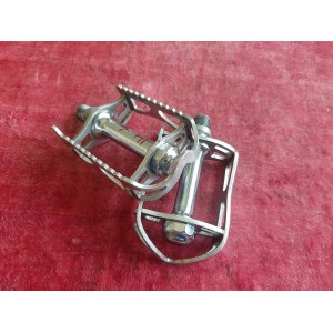 Gebrauchtes Lyotard 45 CA Pedal seitliche Ansicht