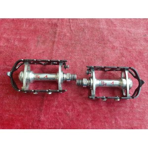 Pédales MAILLARD 700 M14x1.25 duralumin PEUGEOT PX10 PY10 vintage bike PE15
