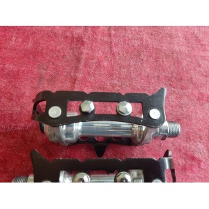 Pédales MAILLARD 700 M14x1.25 duralumin PEUGEOT PX10 PY10 vintage bike PE15