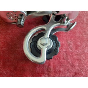 Vue arrière du dérailleur SIMPLEX SLJ, acier et aluminium