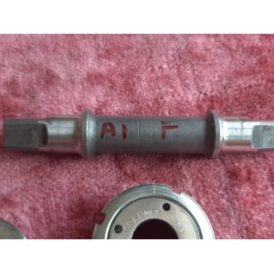 STRONGLIGHT Competition Bottom Bracket 35x100 French 118mm - Overview of Condition