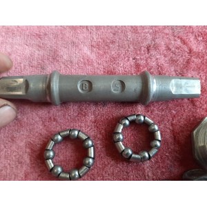 Boitier de pédalier STRONGLIGHT 35x100 Français 118mm - Marque