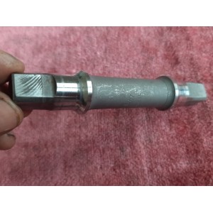 STRONGLIGHT 35x100 French Thread Bottom Bracket 118mm - Second Cup Close-up