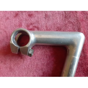 Underside view of ATAX 95mm touring stem