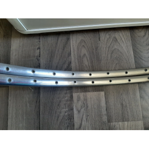 RECORD 700c Schlauchreifenfelge 36L Speichenloch-Bohrung frontal