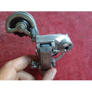 Fixation patte arrière du dérailleur SIMPLEX SX610