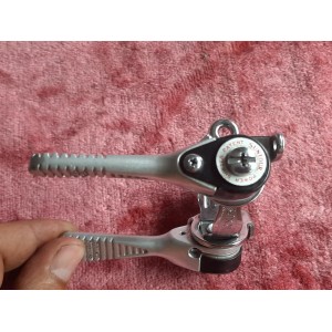 Suntour SHIFTERS Hebelpaar Stahl Aluminium Detail