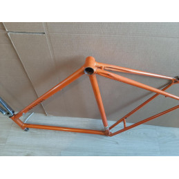 GRESINSKI frameset head badge and lug work detail