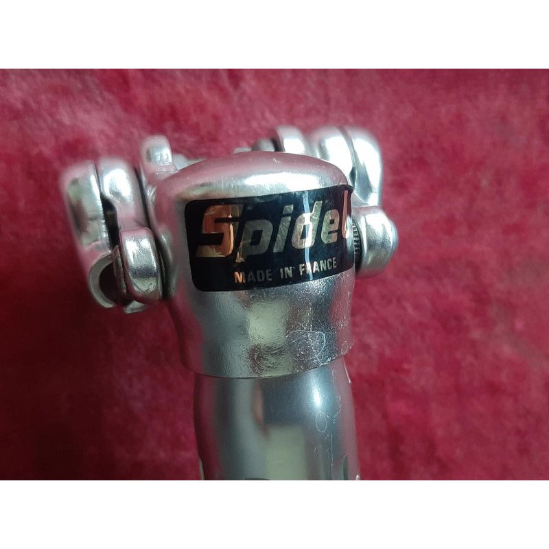 548671_7