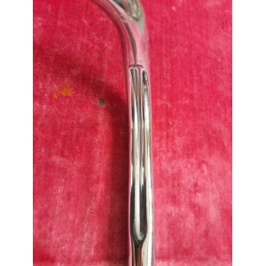 Anchura de 420 mm en manillar antiguo de turismo