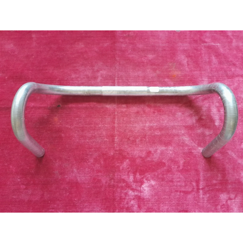 Vista frontal del manillar Philippe Franco Italia 25,2-405 aluminio
