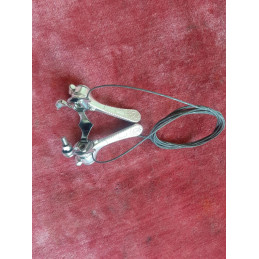 Close up of SIMPLEX down tube friction lever