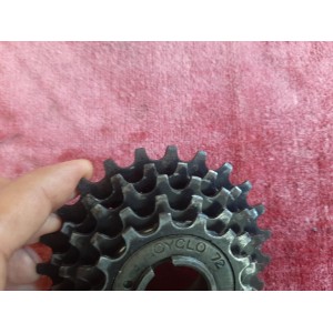 Pignon 24 dents CYCLO 72 roue libre