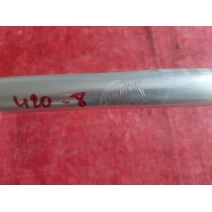 Détail extrémité du cintre Philippe Atax aluminium