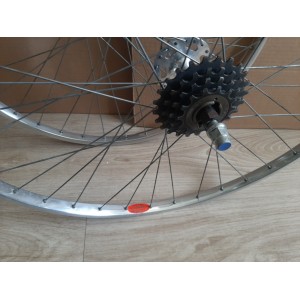 Pair of SUPER CHAMPION 650B clincher wheels, 122.4mm rear spacing