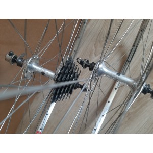 Roda Mavic MA2 700C clincher aro alumínio perfil clássico