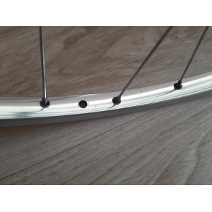 Mavic MA2 700C clincher wheelset front wheel full view