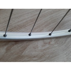 Mavic MA2 700C clincher wheelset spoke nipples detail
