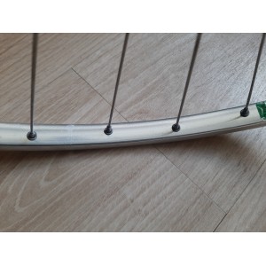 Mavic MA2 700C clincher wheelset rim seam detail