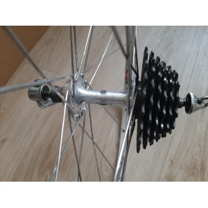 Conjunto rodas vintage 700C clincher Mavic MA2 Campagnolo
