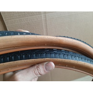 Michelin SEMI CONFORT 650x44B tyres mounted on vintage 650B rim