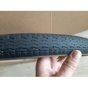 Michelin 650x44B wire-on clincher tyre for 584mm 650B rims vintage bike