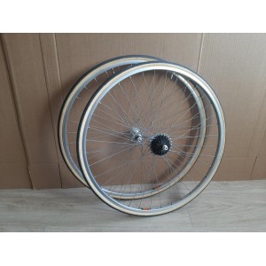 Ruedas MAVIC MA2 700c con buje SHIMANO 105 y flecha dorada