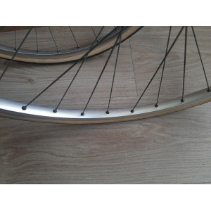 Cubo SHIMANO 105 126mm lado transmissão par de rodas
