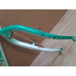 Cadre velo VTT PEUGEOT TAHITI 20" 3050g 35×43.5cm 126mm BC 1.37-25.4