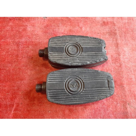 Pédales DEA M14×1.25 pour Solex et Mobylette Motobécane, vue d'ensemble