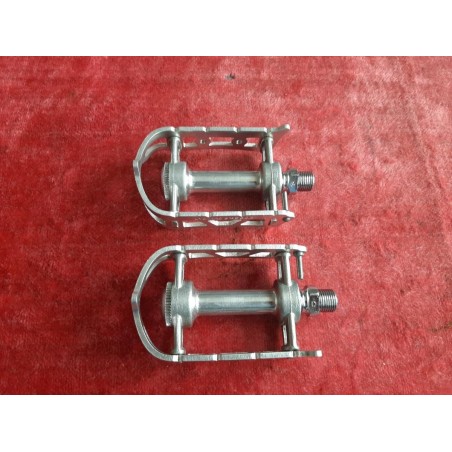 Pedal Lyotard 65 DURAL em alumínio, vista lateral, rosca M14x1.25