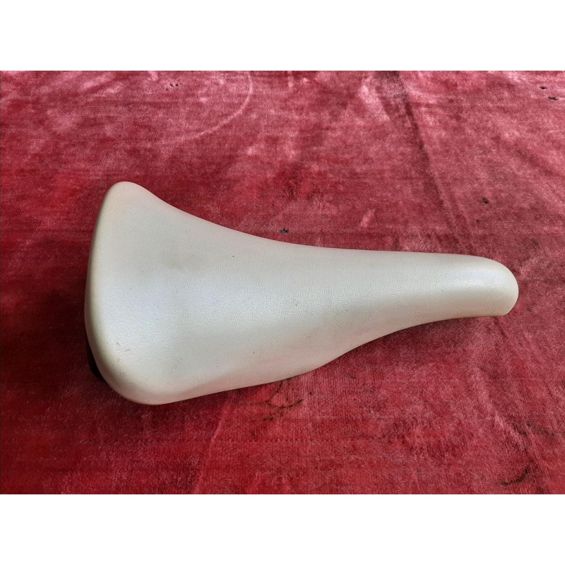 Selle SAN MARCO LASER pour vélo de course ancien, vue de profil
