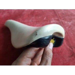 SAN MARCO LASER saddle underside and rail fixings
