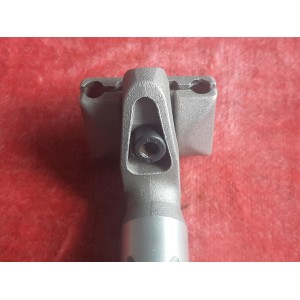 Detalle del vástago de la tija STRONGLIGHT 26.6 mm