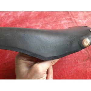 BROOKS Professional used leather saddle three-quarter view vintage bike SE38
