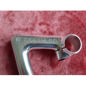 Detalle de la abrazadera de potencia 3TTT Colnago 22,2 mm