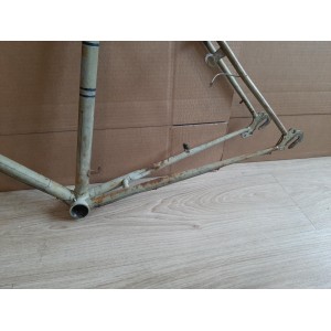Telaio PEUGEOT 1950 da turismo per ruote 650B