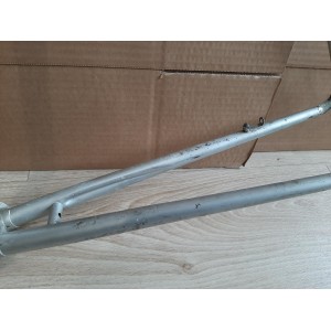 Jonction tube de selle et haubans cadre LIBERIA