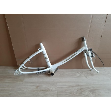 Cadre vélo PEUGEOT NS 500A acier ancien vue avant