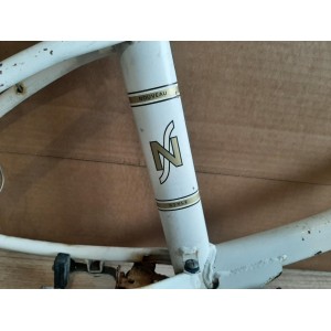 Cadre vélo PEUGEOT NS 500A détail pattes arrière